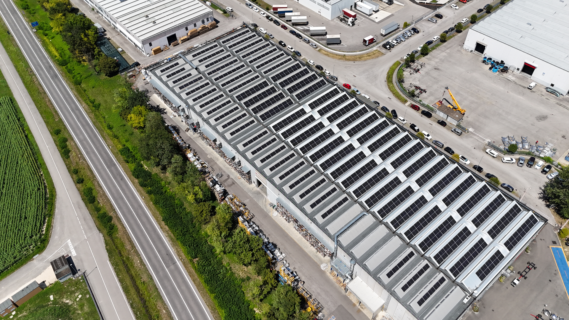 Impianto fotovoltaico industriale — 470 kWp — vista 2